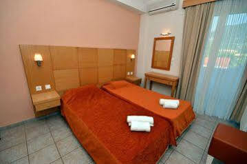Sunrise Hotel Apartments Ypsos Buitenkant foto